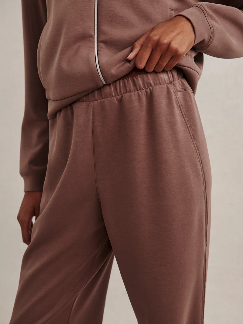 Eli Jogger 29