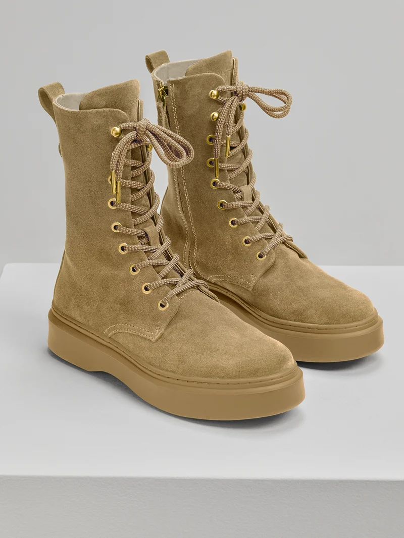 Arno Lace Up Suede Boot