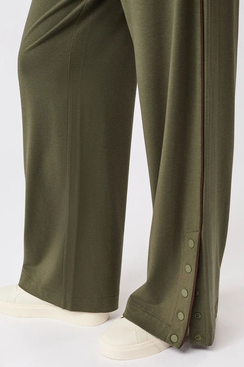 Track Pants - Leaf