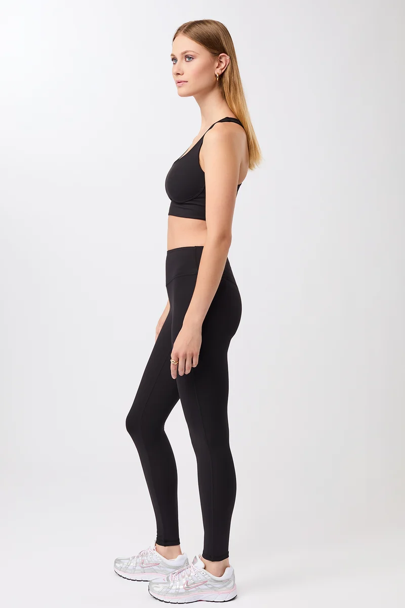 Sporty Vibe Leggings - Black