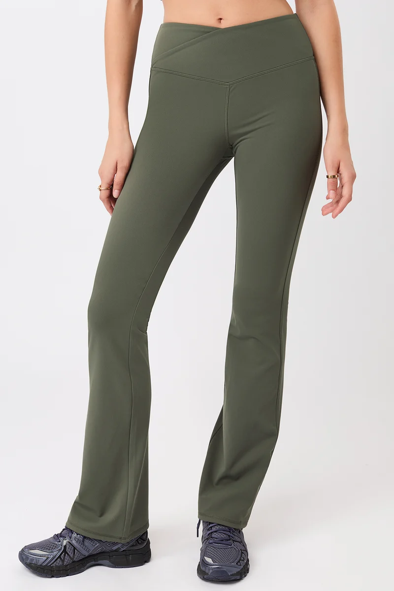 Flared Sports Pant - Leaf