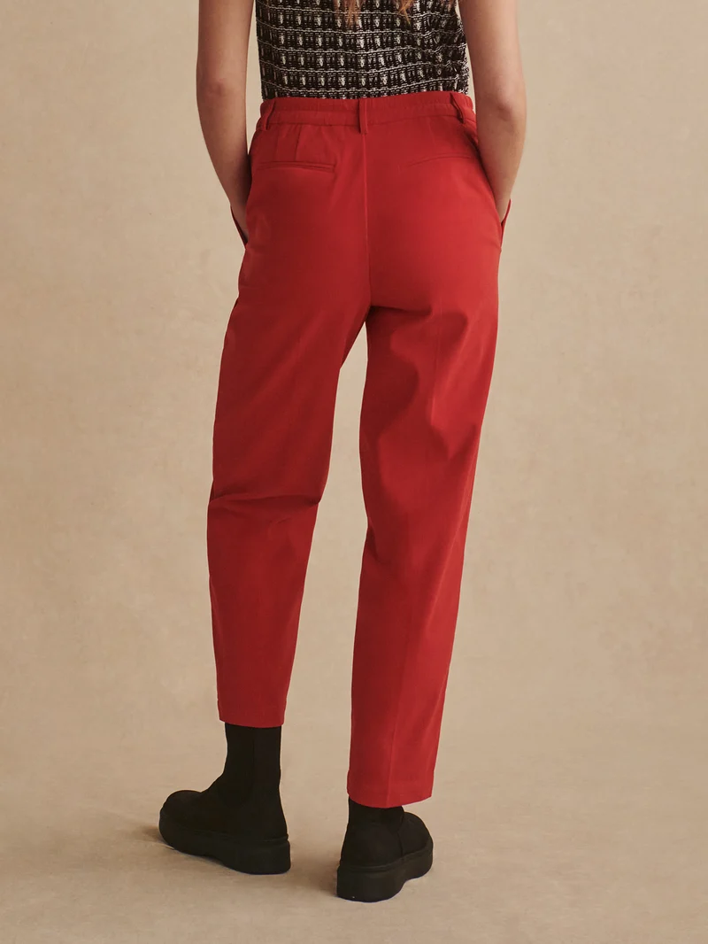Stretch Needle Cord Slim Tapered Trouser