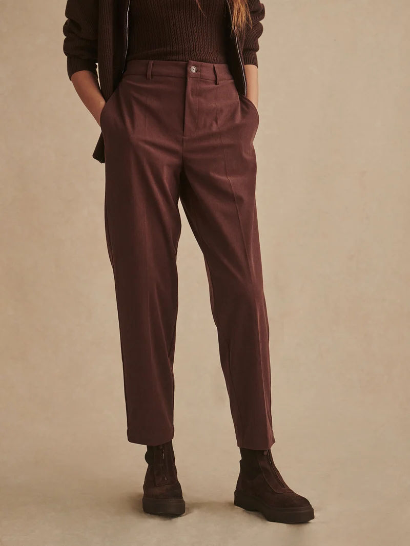 Stretch Needle Cord Slim Tapered Trouser