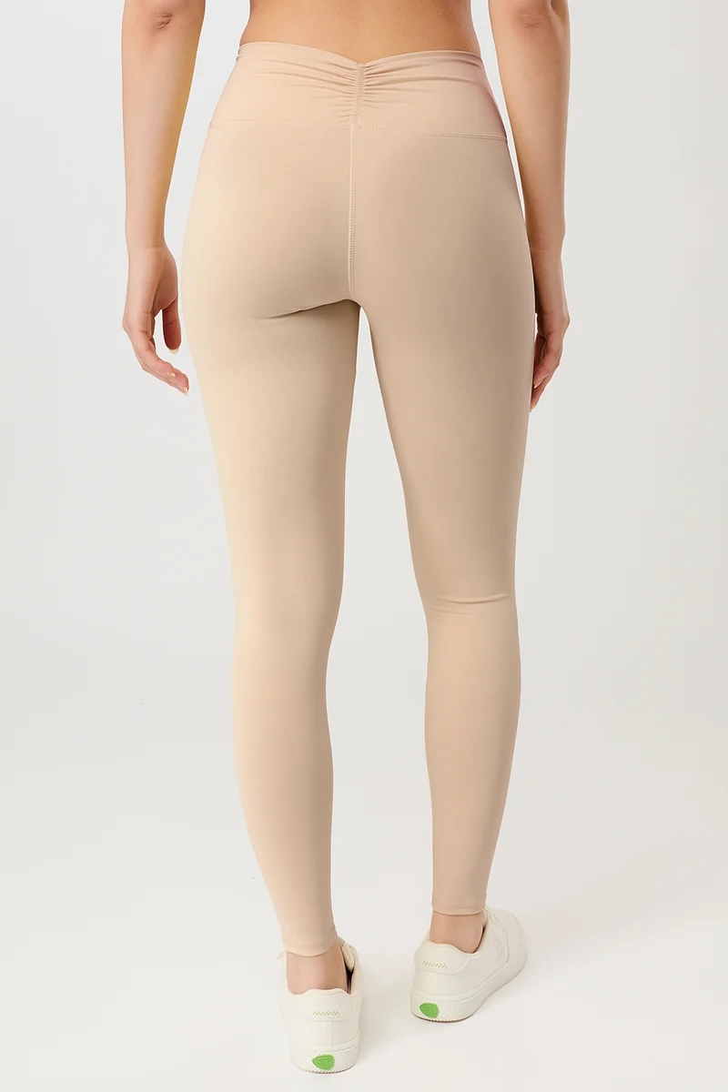 On Point Legging - Desert