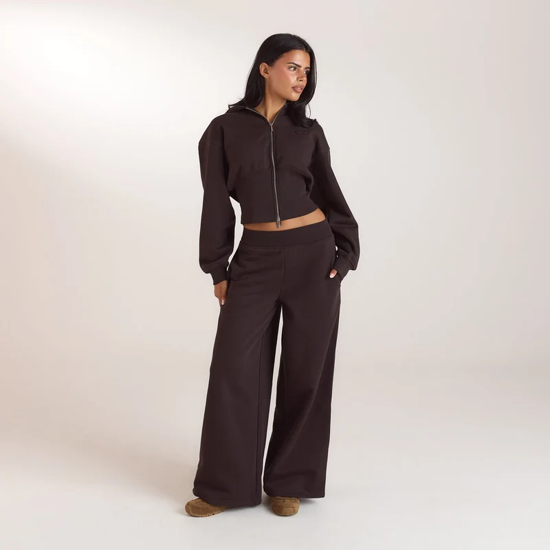 Taillierter Zip-Hoodie - Dunkle Schokolade