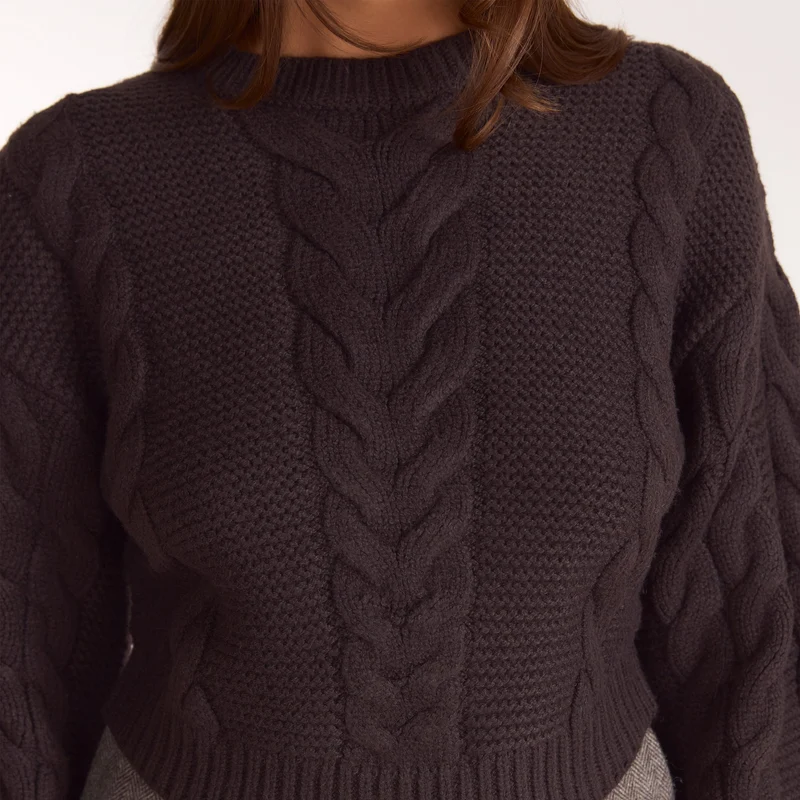 Kurzer Zopfstrickpullover - Dunkle Schokolade