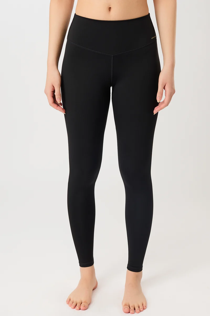On Point Legging - Black