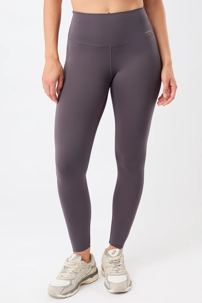 On Point Legging - Onyx