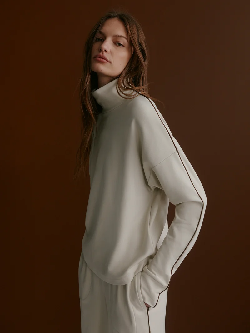 Rona High-Neck Active Sweat