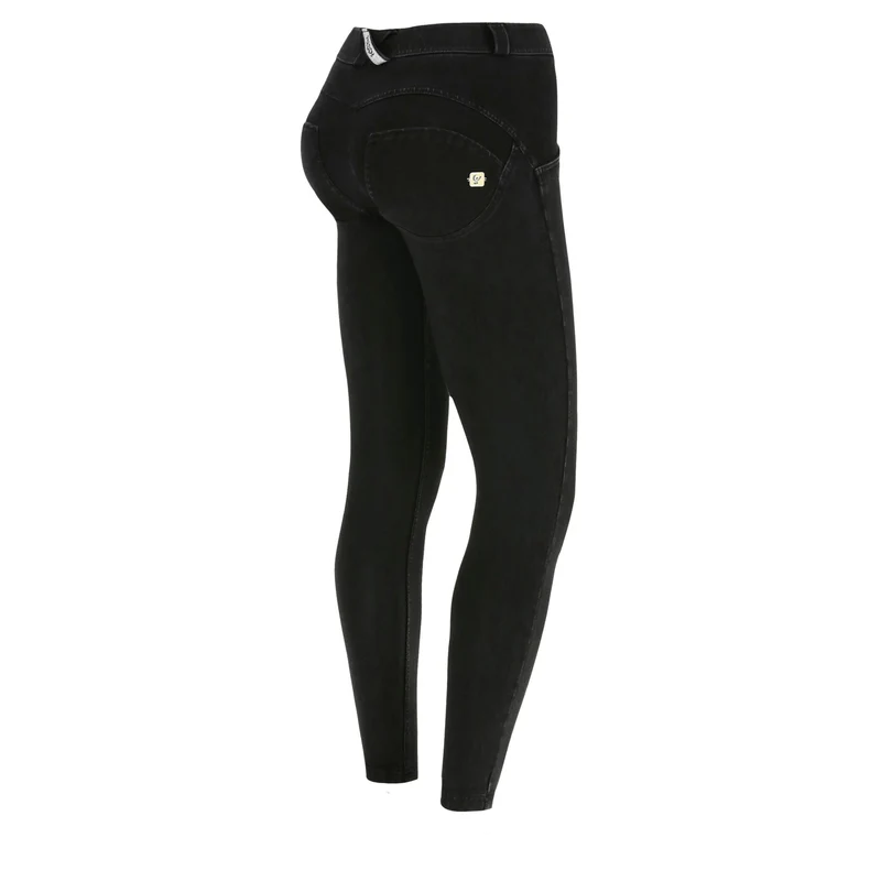 WR.UP Push-Up Regular Waist Skinny 7/8 Denim Jeans - Denim Black - Black Seam