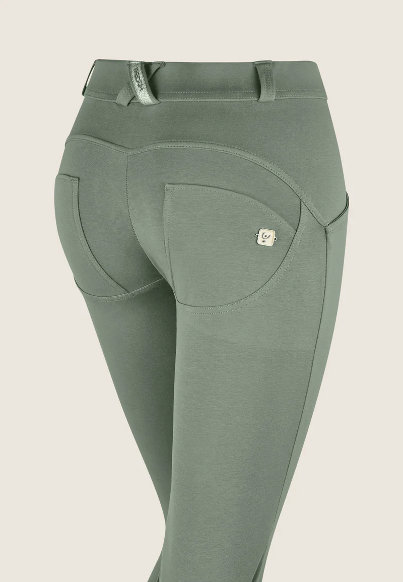 WR.UP Push-Up Regular Waist Skinny Pants - Iceberg Green