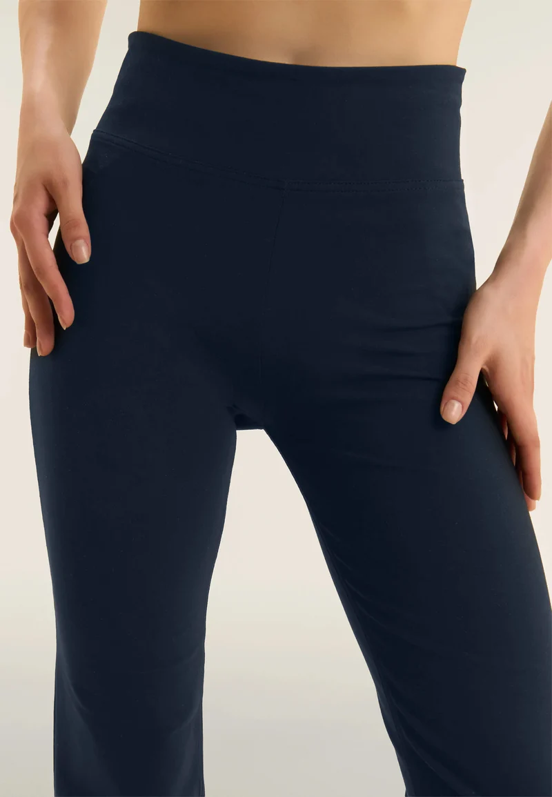 WR.UP Push-Up High Waist Bootcut Pant - Dark Sapphire Blue
