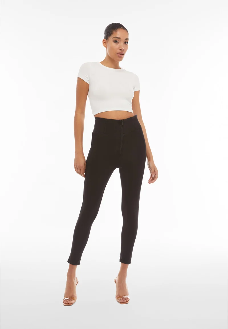 WR.UP Curvy Push-Up High Waist Skinny 7/8 Denim Jeans - Denim Black - Black Seam