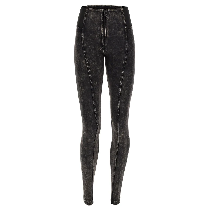 WR.UP Push-Up High Waist Skinny Vegan Leather Pant Python Style - Black