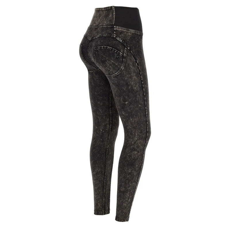 WR.UP Push-Up High Waist Skinny Vegan Leather Pant Python Style - Black