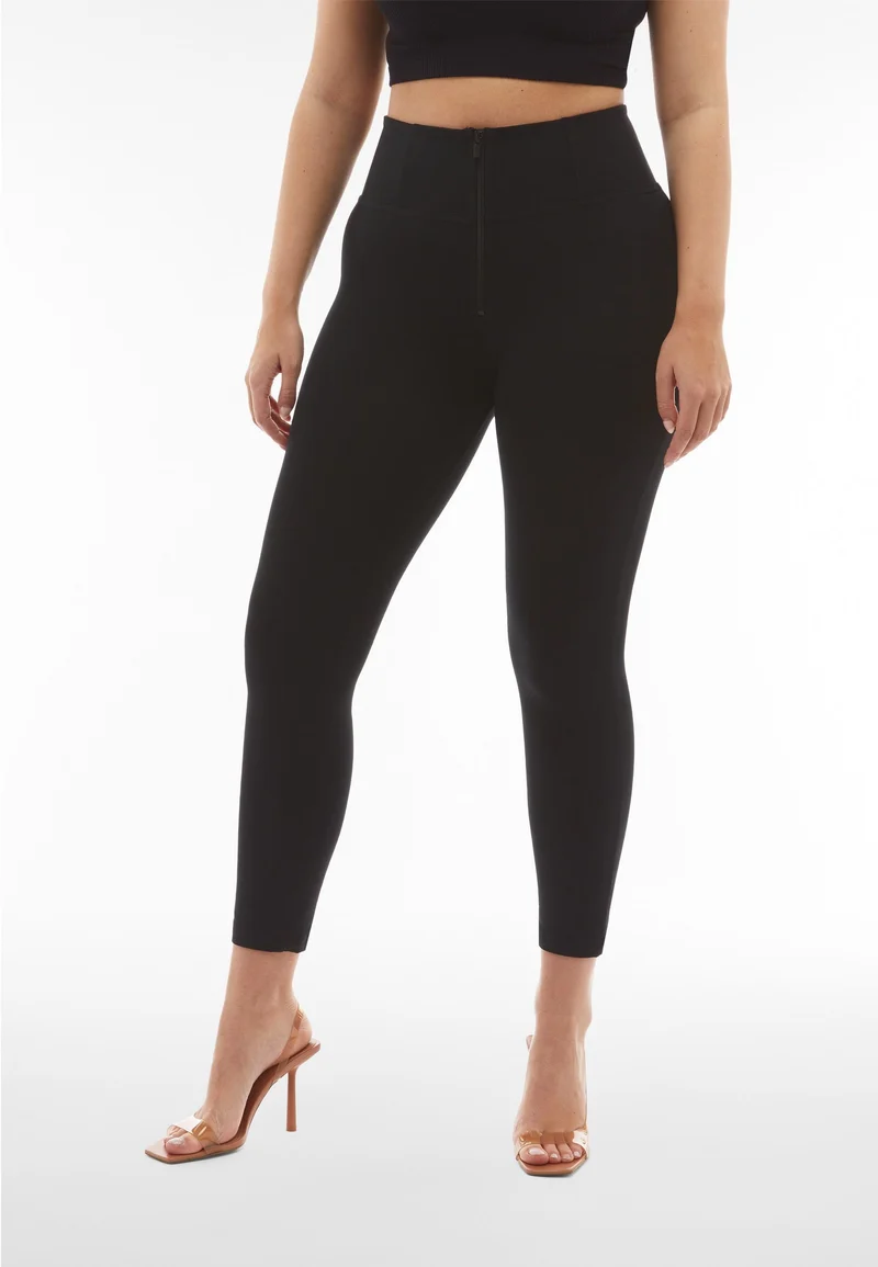 WR.UP Push-Up High Waist Skinny 7/8 Pants - Black
