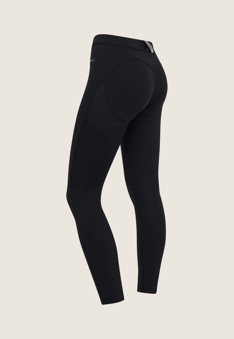 WR.UP Core Push-Up Regular Waist Skinny 7/8 Flex Tech Leggings - Black