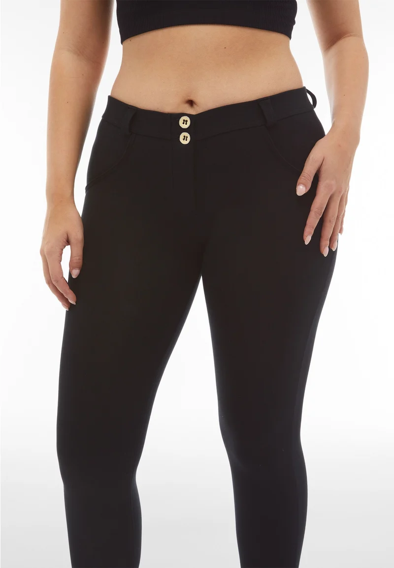 WR.UP Push-Up Regular Waist Skinny 7/8 Pants - Black
