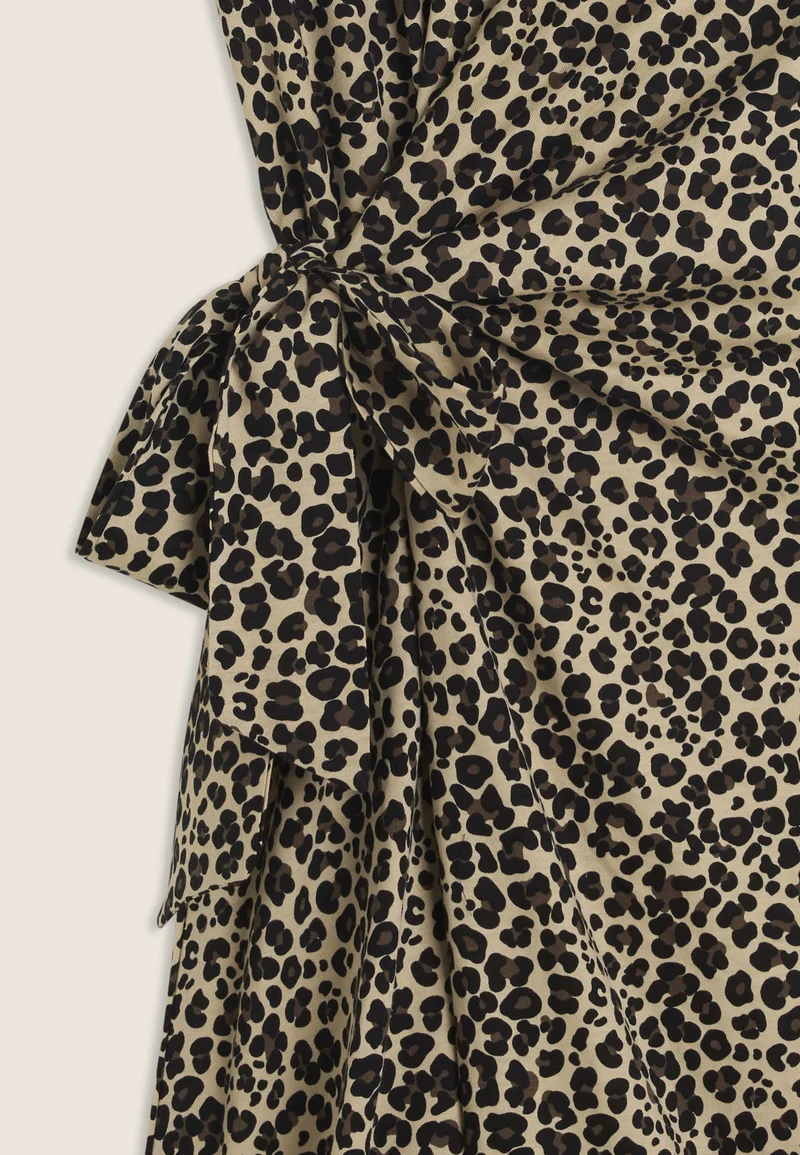 Animalier dress with knotted detail on the side - Leopard All. Animalier
