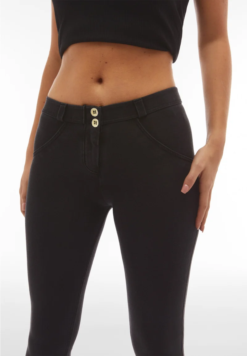 WR.UP Push-Up Regular Waist Skinny Denim Jeans - Denim Black - Black Seam