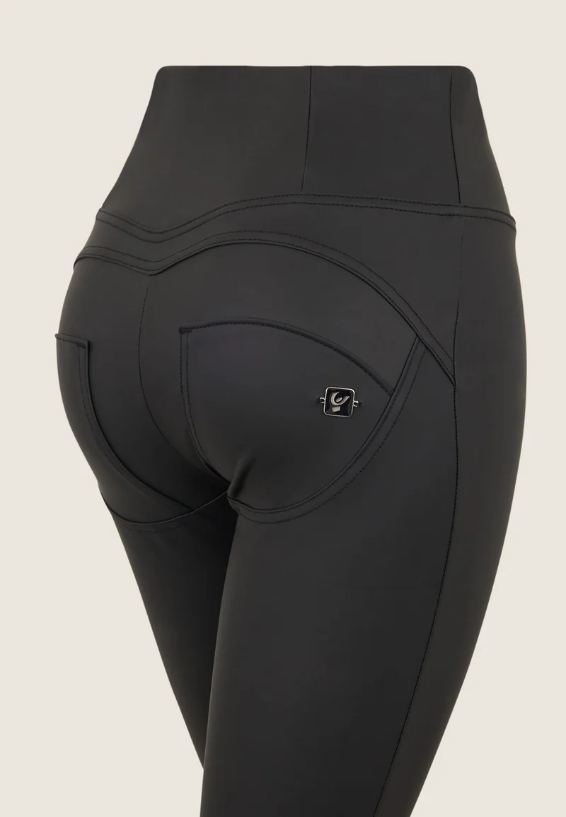 WR.UP Push-Up High Waist Skinny 7/8 Vegan Leather Pant - Black