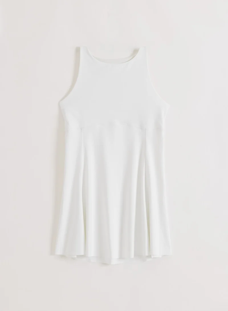 White Sense High Neck Dress