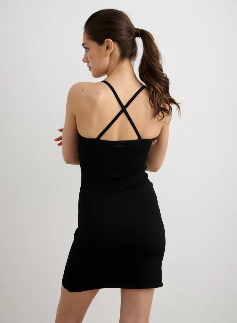 Black Shape Seamless Deep Cut Dress