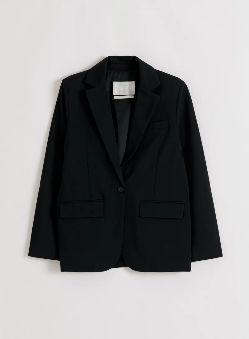 Black Luxe Relaxed Blazer