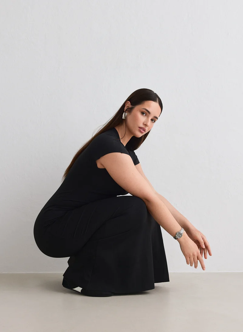 Black Sense Mermaid Cap Sleeve Dress