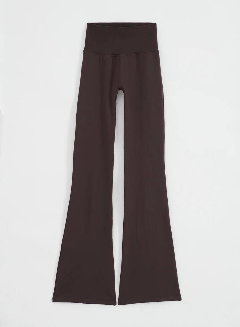 Chocolate Shape Seamless Flare Tights