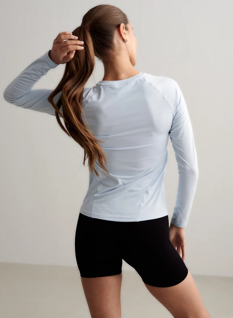 Aura Soft Basic Long Sleeve