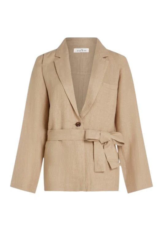 Lennon Blazer
