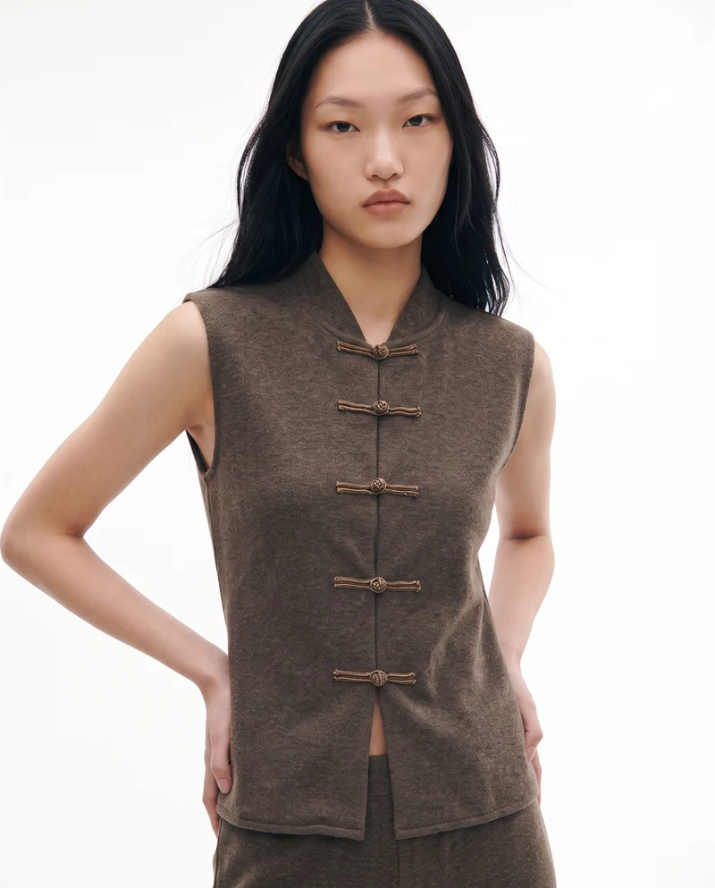 Gilet con collo alla coreana e chiusura ad alamari - Grigio fango