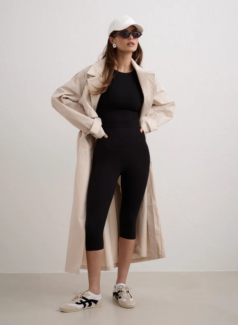 Black Sense Capri Tights