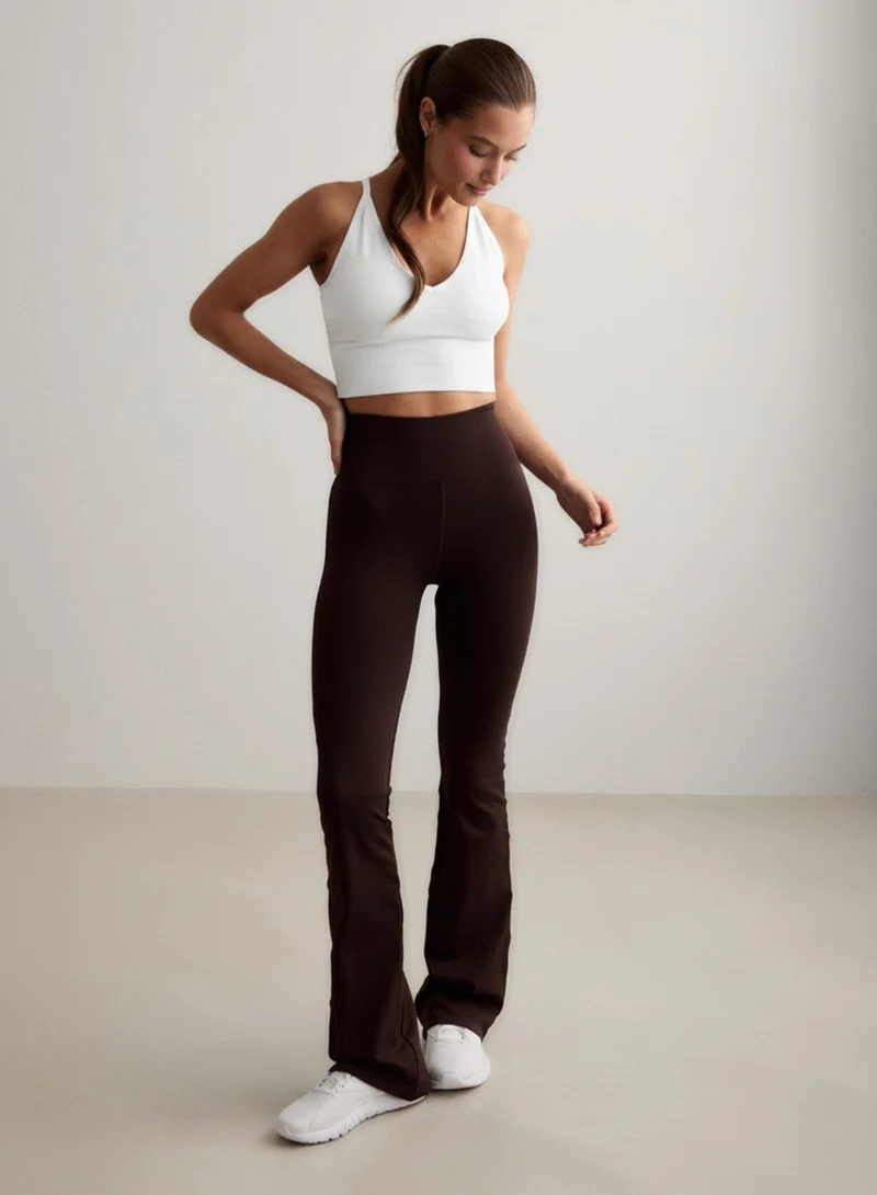 White Shape Seamless Cross Back Bralette