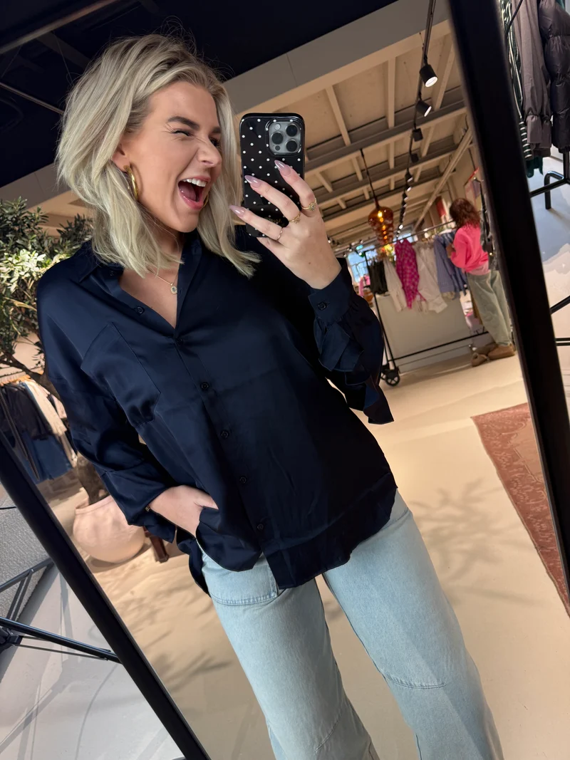 Judith Oversized Ruffle Shirt