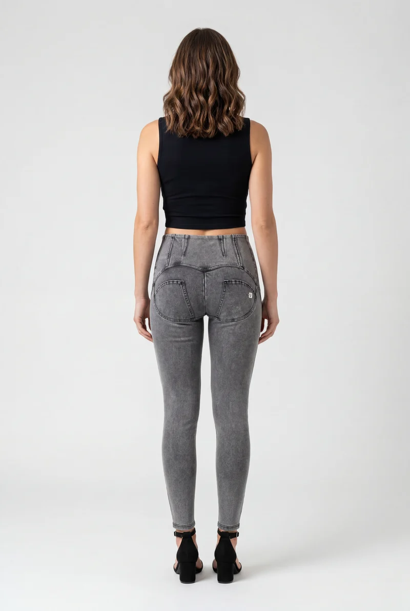 WR.UP Push-Up High Waist Skinny 7/8 Denim Jeans With Stud Ring Waist Band - Denim Gray - Black Seam