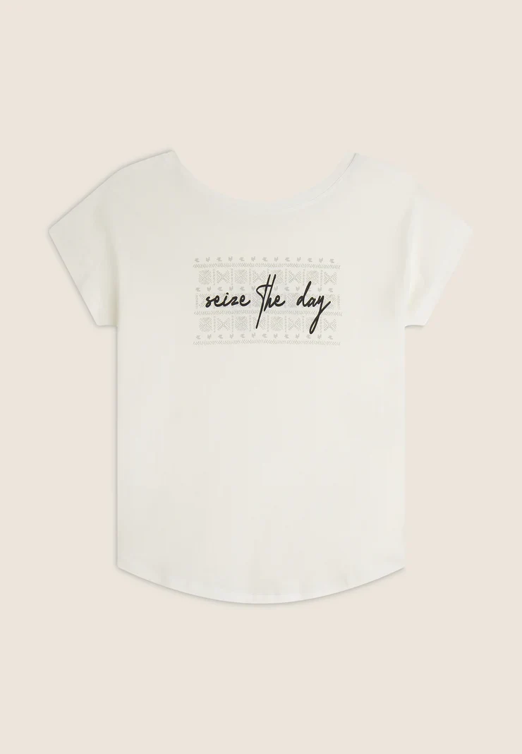 Comfort fit t-shirt with “Seize The Day” slogan