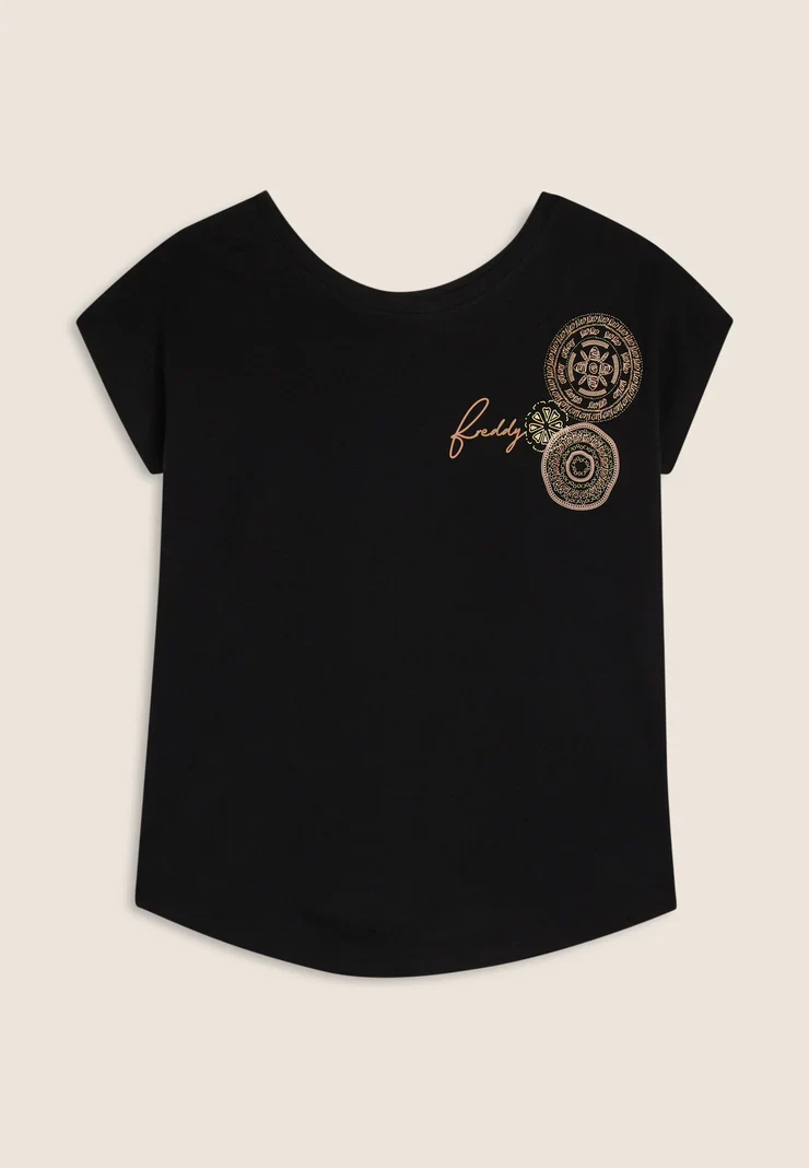 Comfort fit t-shirt in supima cotton with mandala