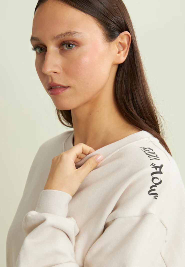 Oversized cropped sweatshirt with Flow print on the shoulder