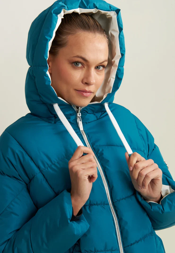 Women's reversible down jacket with adjustable hood - Turquoise & White