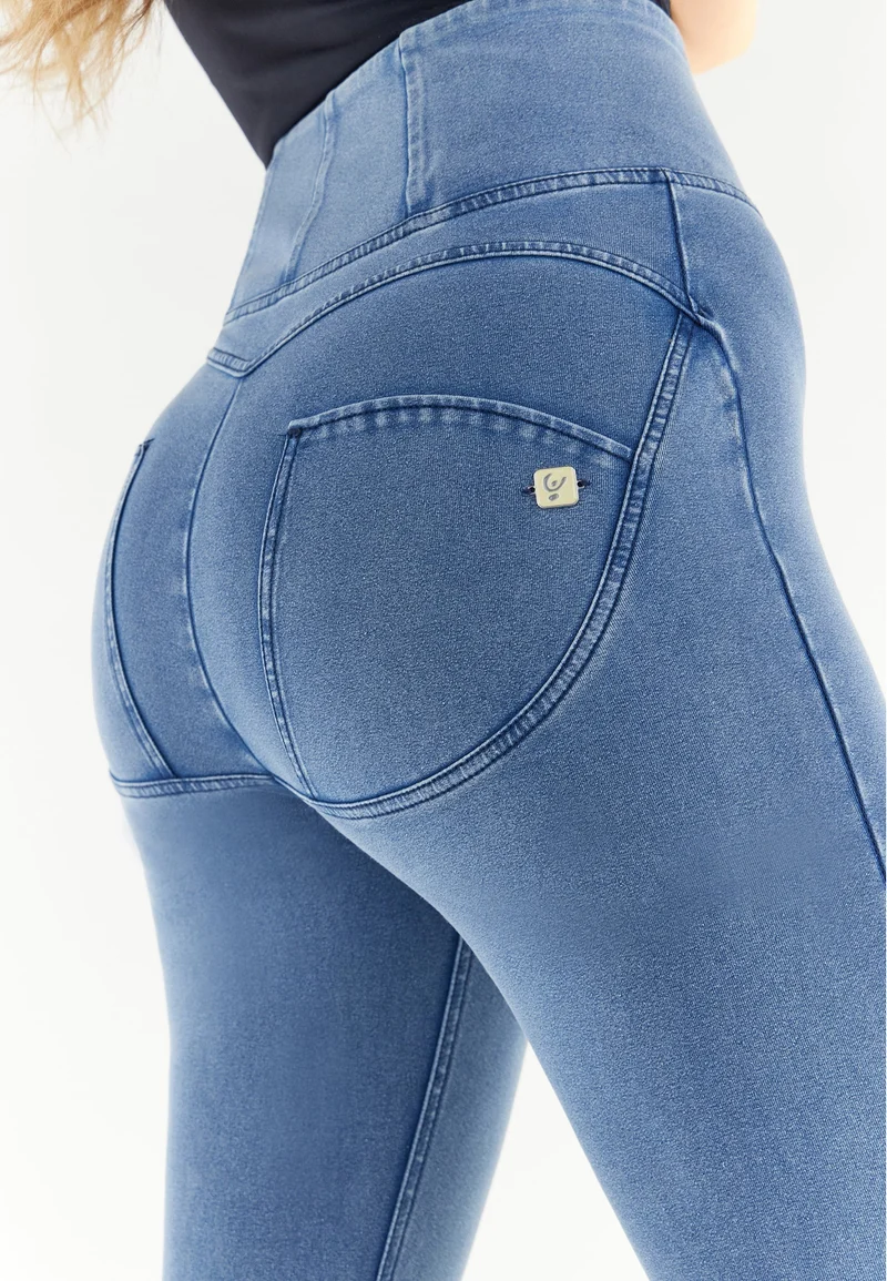 WR.UP Curvy Push-Up High Waist Skinny 7/8 Denim Jeans - Denim Light Blue - Blue Seam