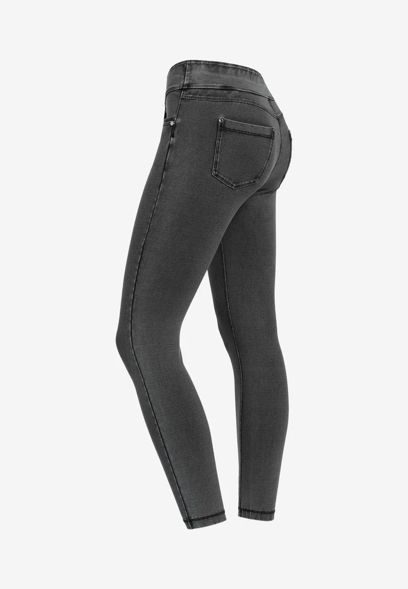 N.O.W. Yoga Mid Waist Skinny 7/8 Denim Jeans - Denim Black - Black Seam