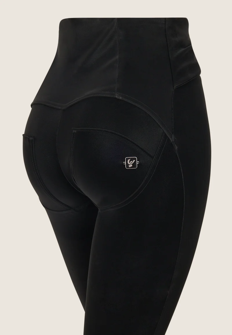 WR.UP Push-Up High Waist Skinny Vegan Leather Pant With Wet Effect - Black