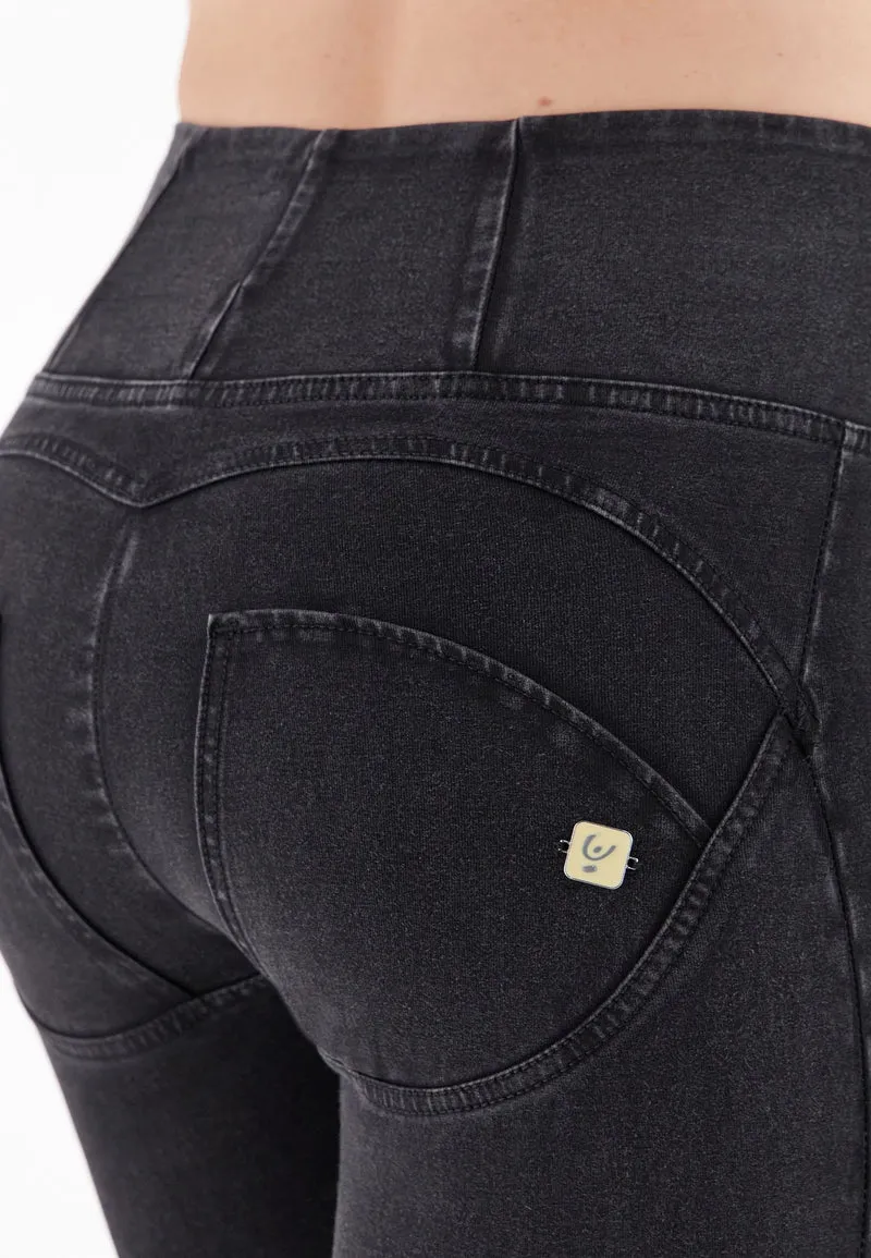 WR.UP Push-Up High Waist Skinny 7/8 Denim Jeans - Denim Black - Black Seam
