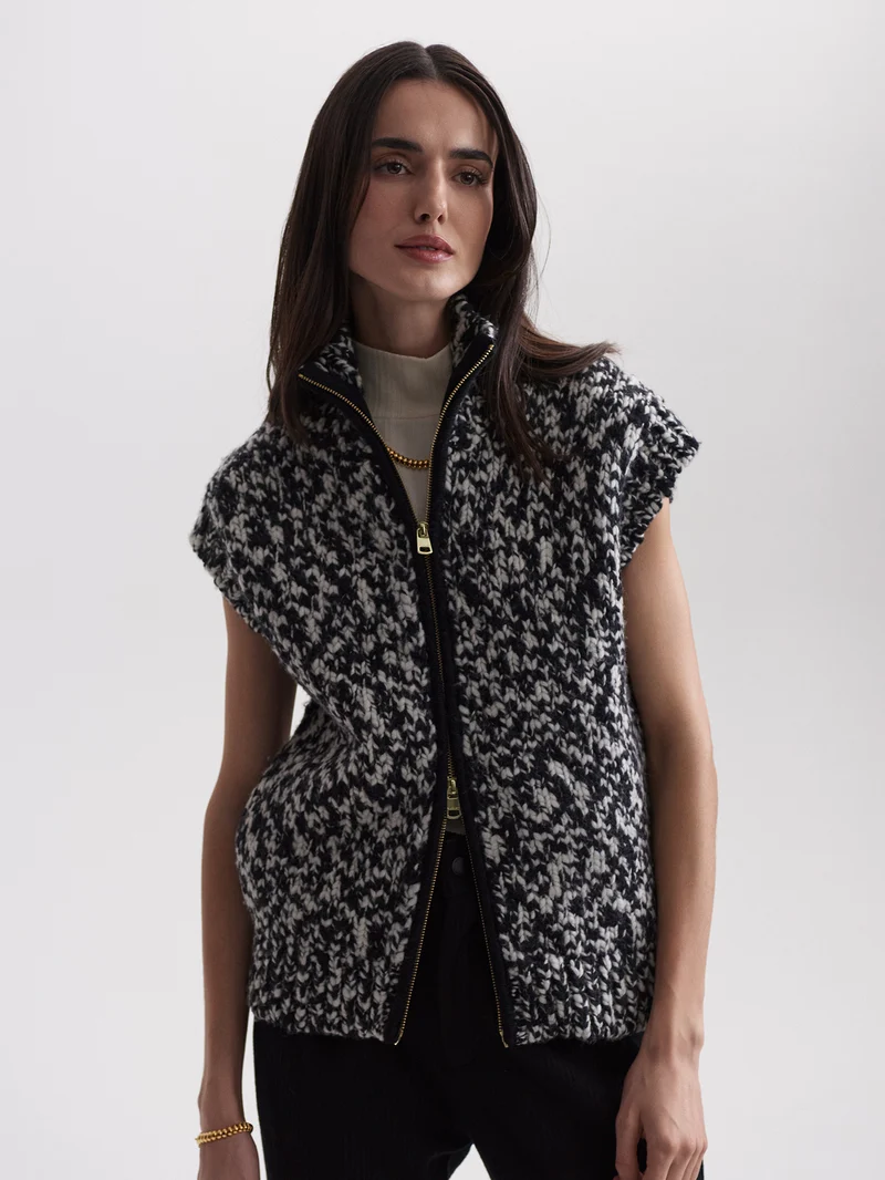 Sandy Zip Through Knit Gilet