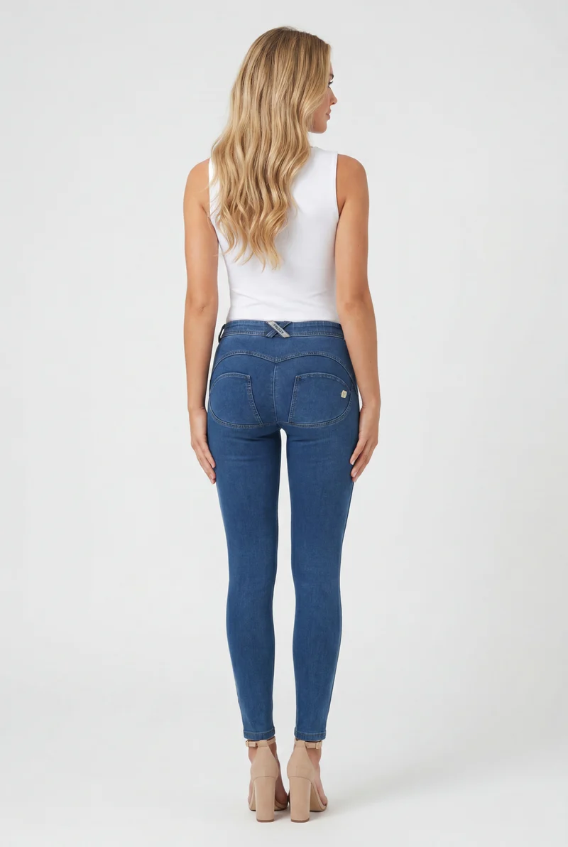 WR.UP Push-Up Regular Waist Skinny 7/8 Denim Jeans - Denim Light Blue - Blue Seam
