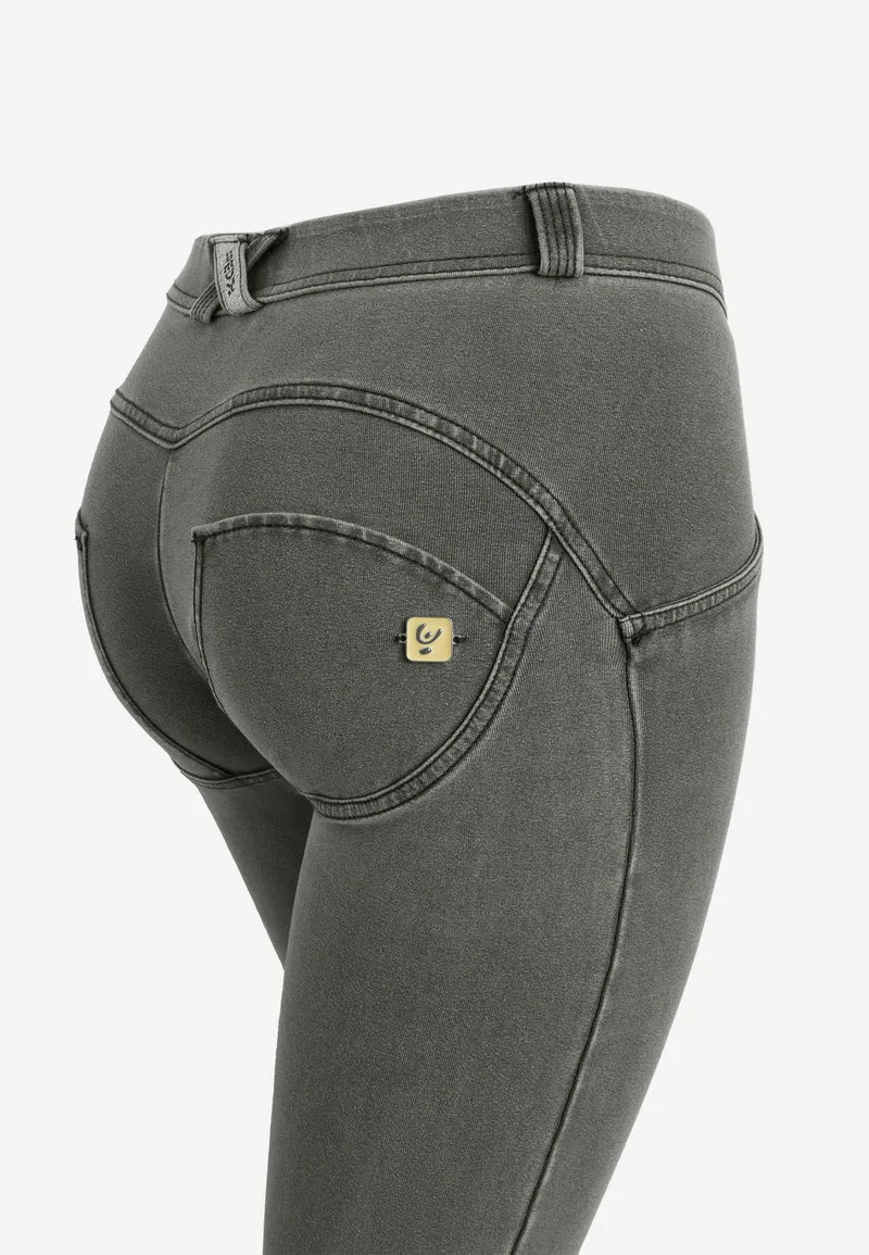 WR.UP Push-Up Regular Waist Flare Denim Jeans - Denim Gray - Black Seam