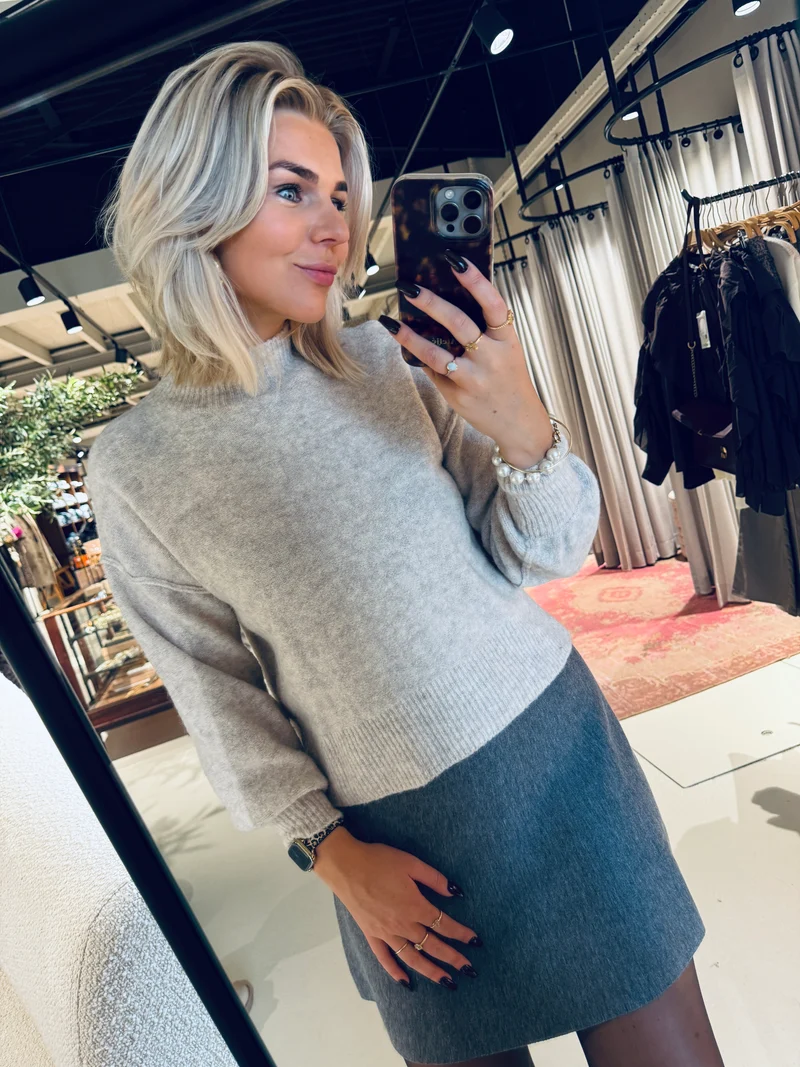 64.149 Sweater