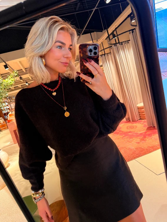 64.173 Sweater